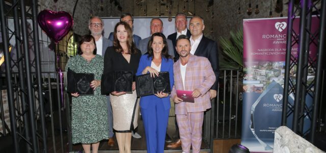 NAGRODY ROMANCE TV AWARD 2023 PRZYZNANE! KTO POJAWIŁ SIĘ NA UROCZYSTEJ GALI?