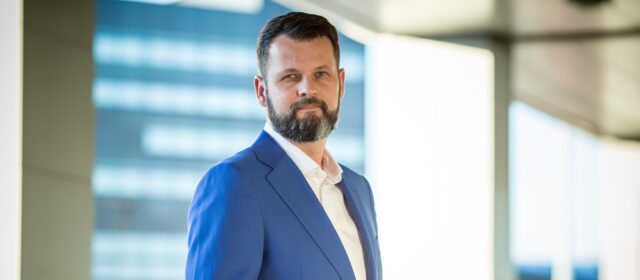 Jak zadbać o psyche w wakacje? Co nas najbardziej stresuje latem?