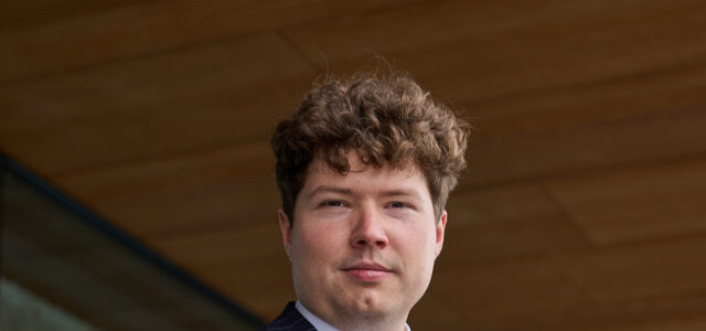 Sztuczna inteligencja w kancelariach. Nowe dane z Raportu LegalTech 2025.