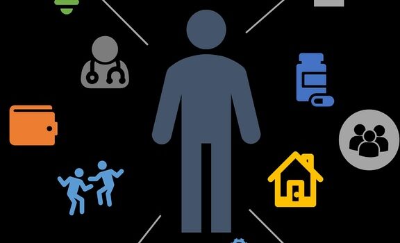 Po 18. roku życia zostają sami. Czas na inwestycje, których nie da się dłużej odkładać.