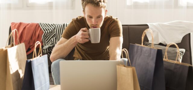 Cicha noc, głośny problem. Świąteczne zakupy na chińskich platformach a polski e-handel