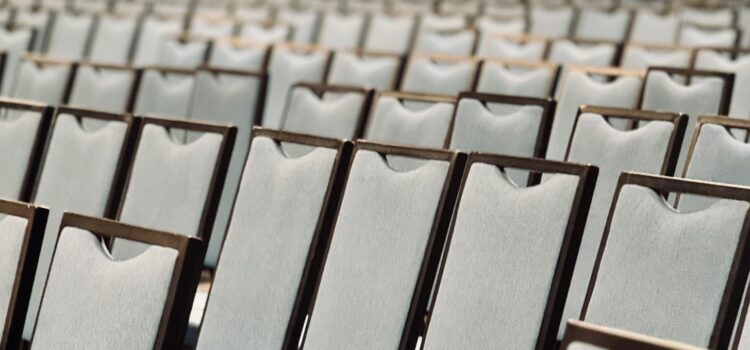 Hotel jako przestrzeń spotkań. Jak zmienia się rola hoteli w świecie konferencji i wydarzeń biznesowych?